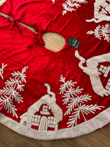 Red White Embroidered Tree Skirt