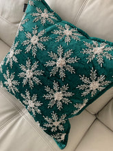 Load image into Gallery viewer, Green Snowflake Pillow