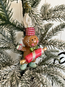 Baking Gingerbread Man