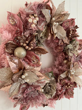 Load image into Gallery viewer, Pink Wreath LED