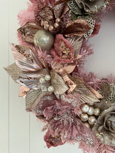 Load image into Gallery viewer, Pink Wreath LED