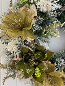 Green White Flocked Wreath