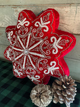 Load image into Gallery viewer, Red White Snowflake Cushion