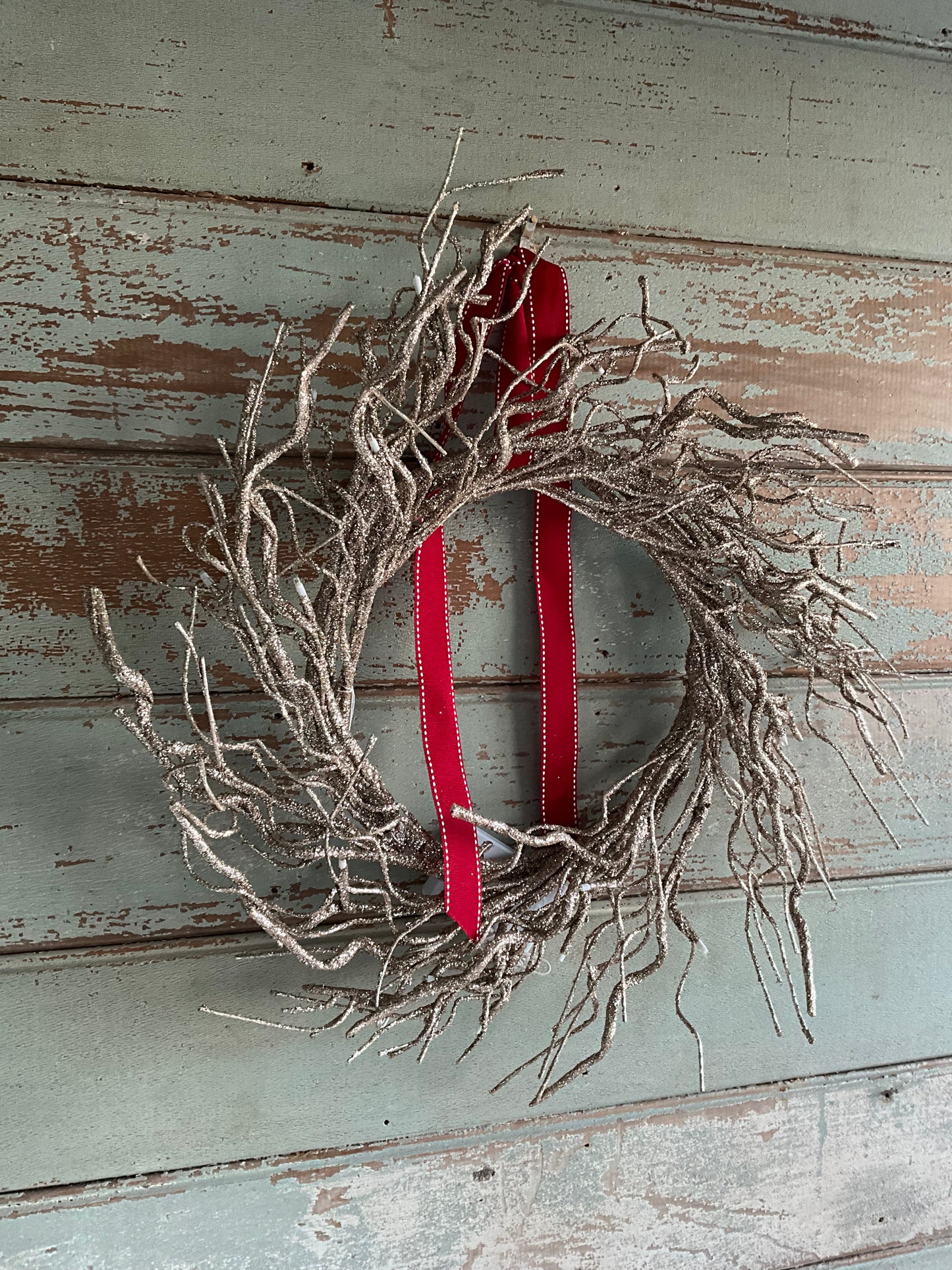 Gold Twig Wreath LED