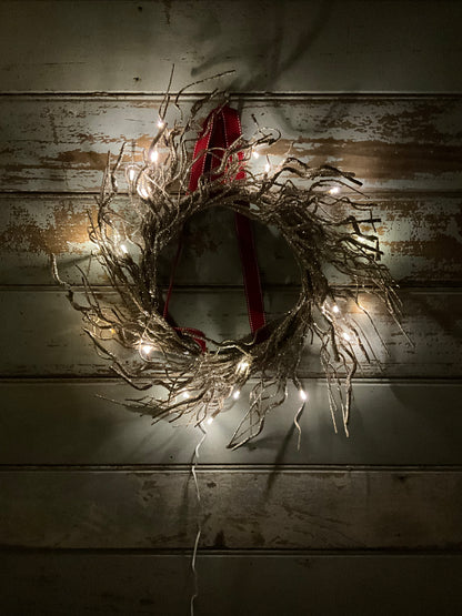 Gold Twig Wreath LED