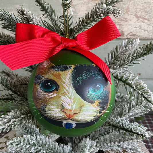 Green Ball Cat