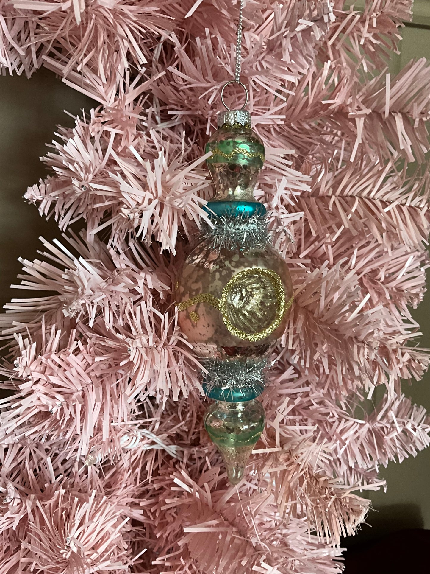 Glass Vintage Drop