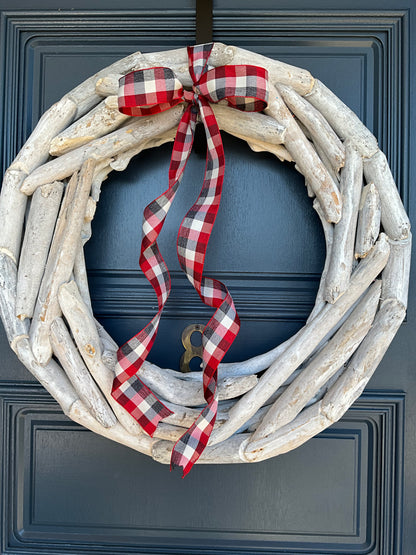 White Driftwood Wreath Lge