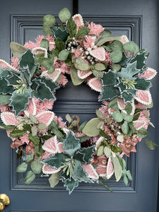 Green Pink Christmas Wreath LED