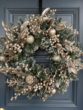 Load image into Gallery viewer, Platinum Champagne Wreath LED