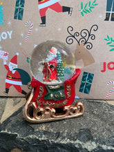 Load image into Gallery viewer, Sleigh Snow Globe