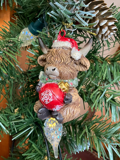Highland Cow with Bauble