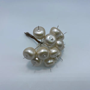 Pearl White Apple Pick