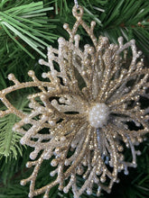 Load image into Gallery viewer, Gold Glitter Snowflake Deco