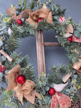 Load image into Gallery viewer, Rustic Hessian Wreath