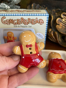 Gingerbread S&P Set