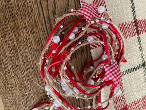 String Ribbon with Red Stars