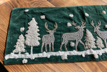 Load image into Gallery viewer, Velvet Beaded Table Runner