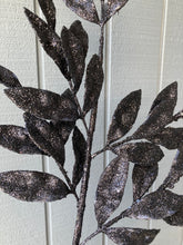 Load image into Gallery viewer, Black Glitter Leaf Spray