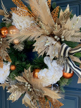 Load image into Gallery viewer, Champagne Cream Christmas Wreath