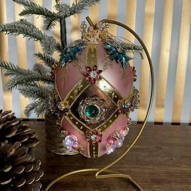 Kings Jewel Pink Gold Bauble