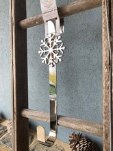 Load image into Gallery viewer, Snowflake Wreath Hanger