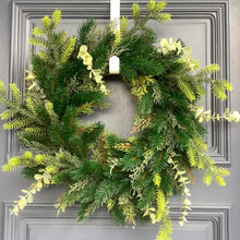 Load image into Gallery viewer, Mixed Pine Wreath Green