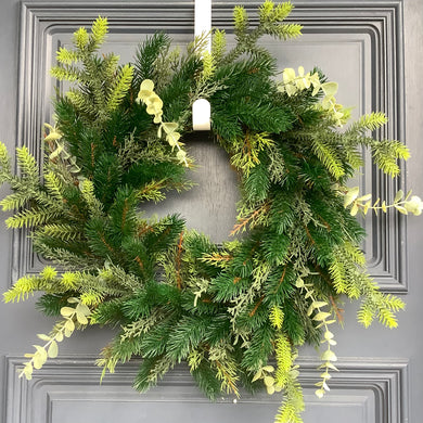 Mixed Pine Wreath Green