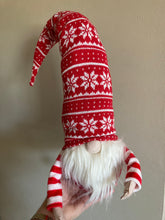 Load image into Gallery viewer, Gnome Red Snowy Hat