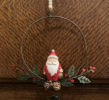 Load image into Gallery viewer, Small Metal Santa Wreath