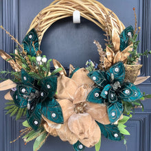 Load image into Gallery viewer, Champagne Green Wicker Wreath