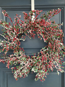 Red Berry Christmas Wreath