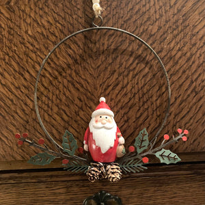 Small Metal Santa Wreath