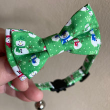 Load image into Gallery viewer, Green Cat Collar Bow Tie