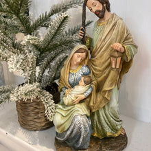 Load image into Gallery viewer, Holy Family Ornament